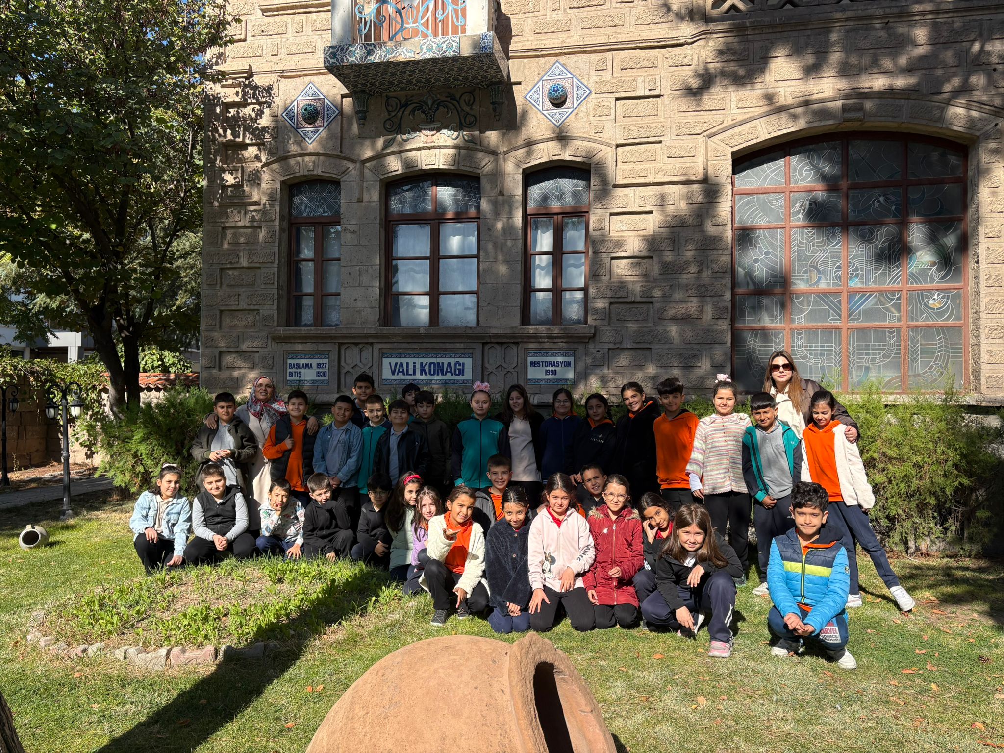 Kurumumuzdan Kareler