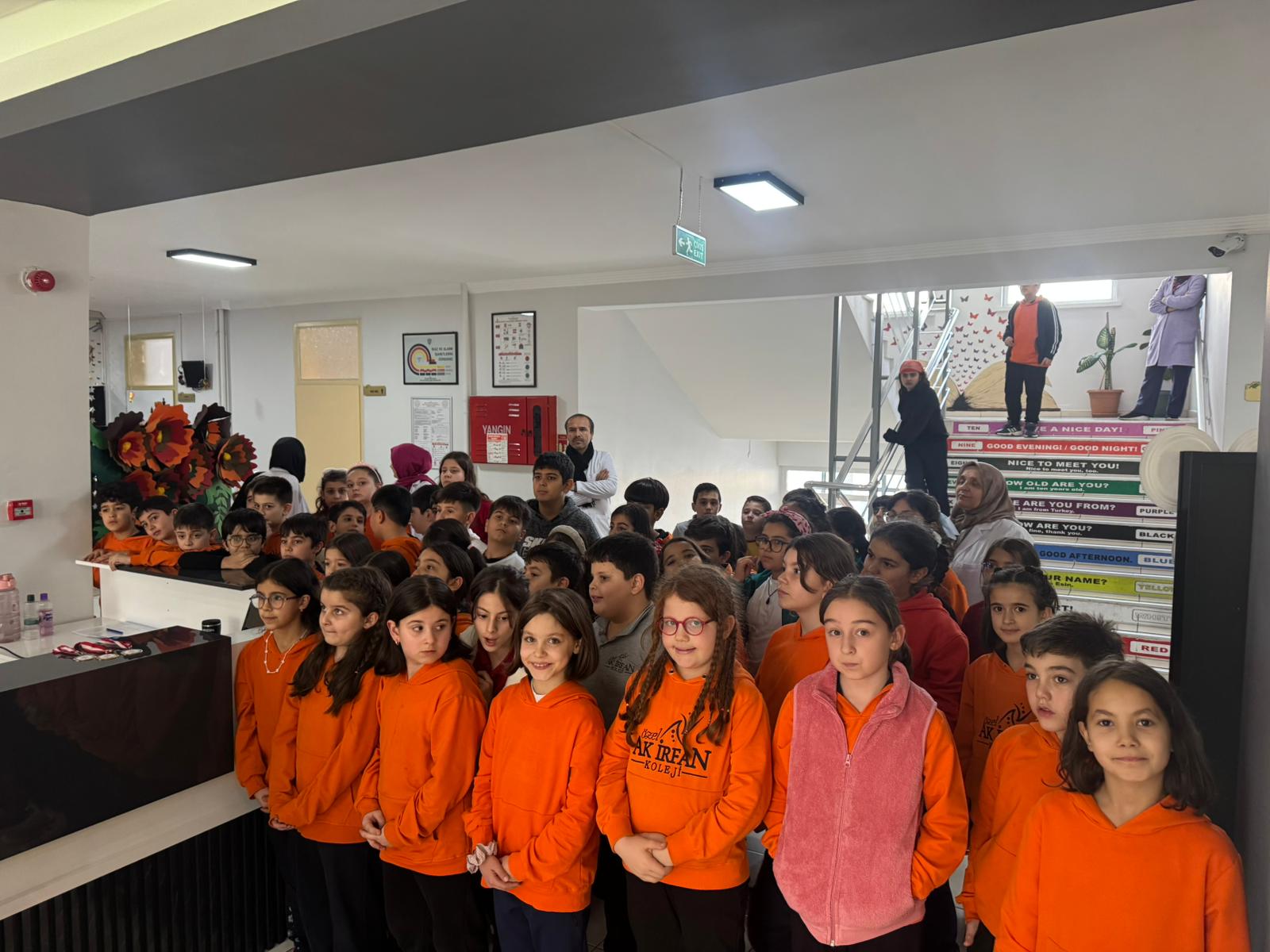 Kurumumuzdan Kareler